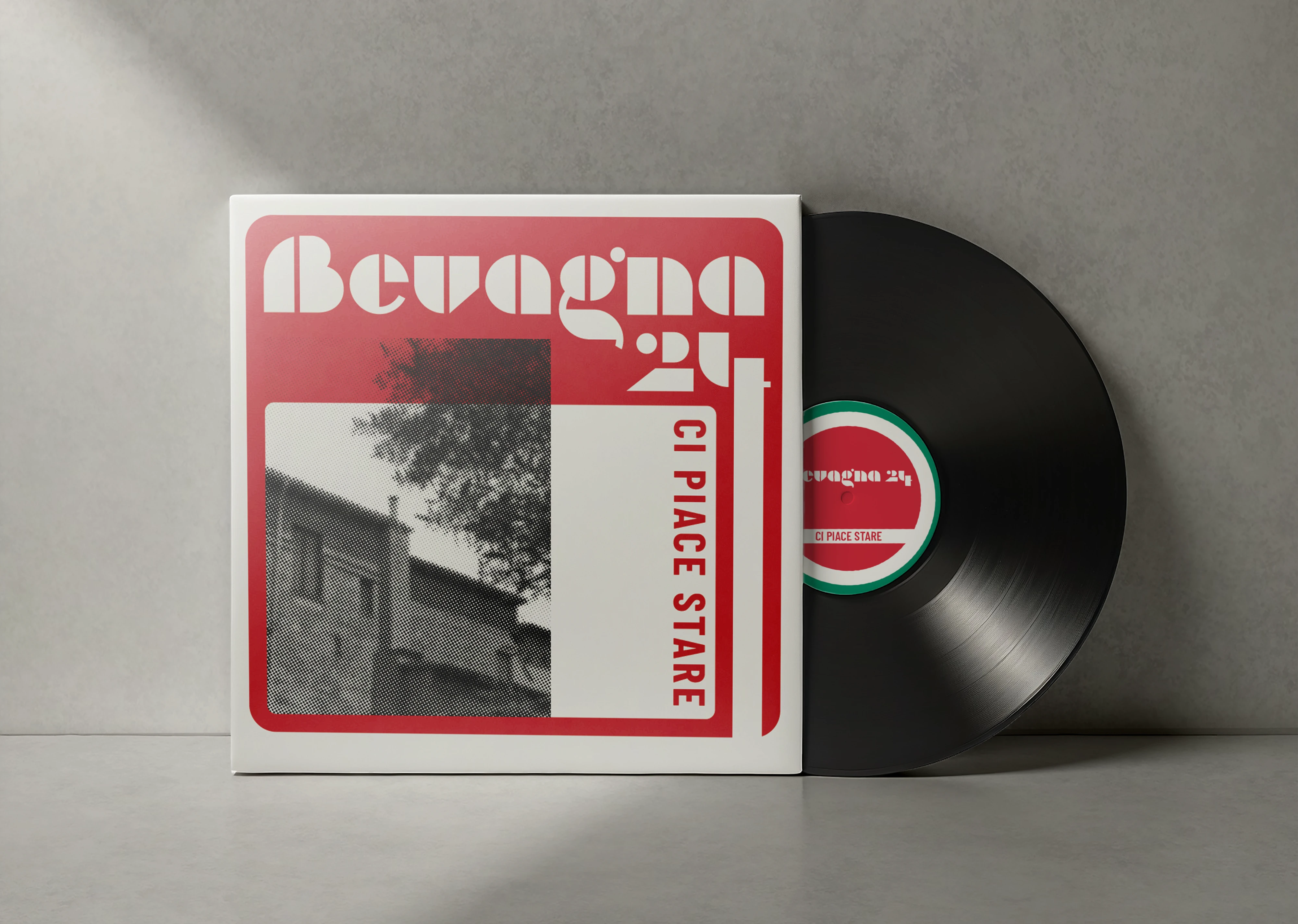Schallplatte mit gestaltetem Cover „Bevagna 24“ und typografischem Layout